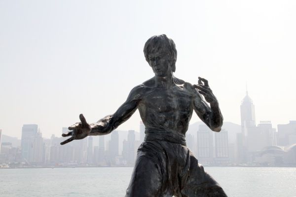 Enseñanzas de Bruce Lee que puedes aplicar a tu estudio de oposiciones