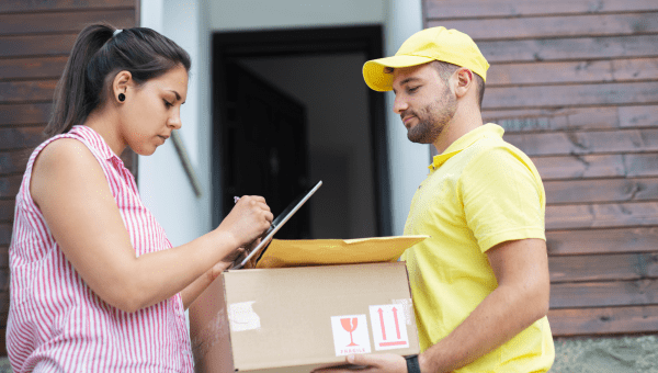 nuevo personal contratado para reforzar correos